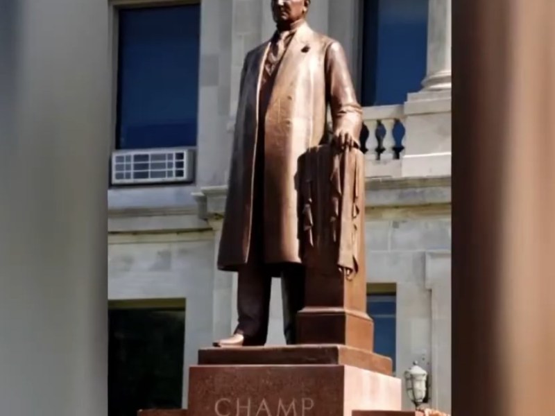 Champ Clark statue damaged at the U.S.&nbsp;Capitol